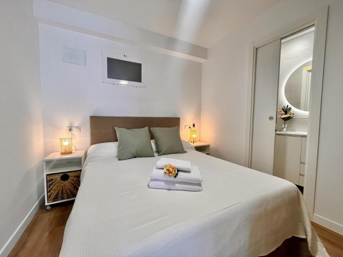 Luxe Beach Three By Gloove Apartment Villajoyosa Bagian luar foto